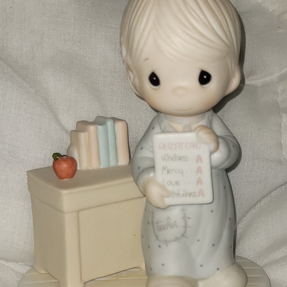 Vintage 1984 Precious Moments “Love Never Fails” Teacher Figurine Collectible